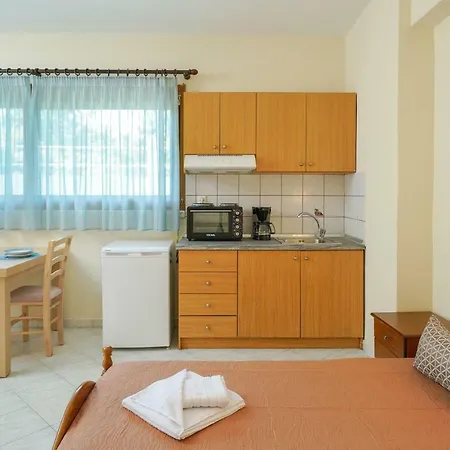 Apartment Karydies *