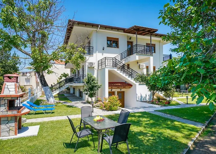 Апартаменты Karydies